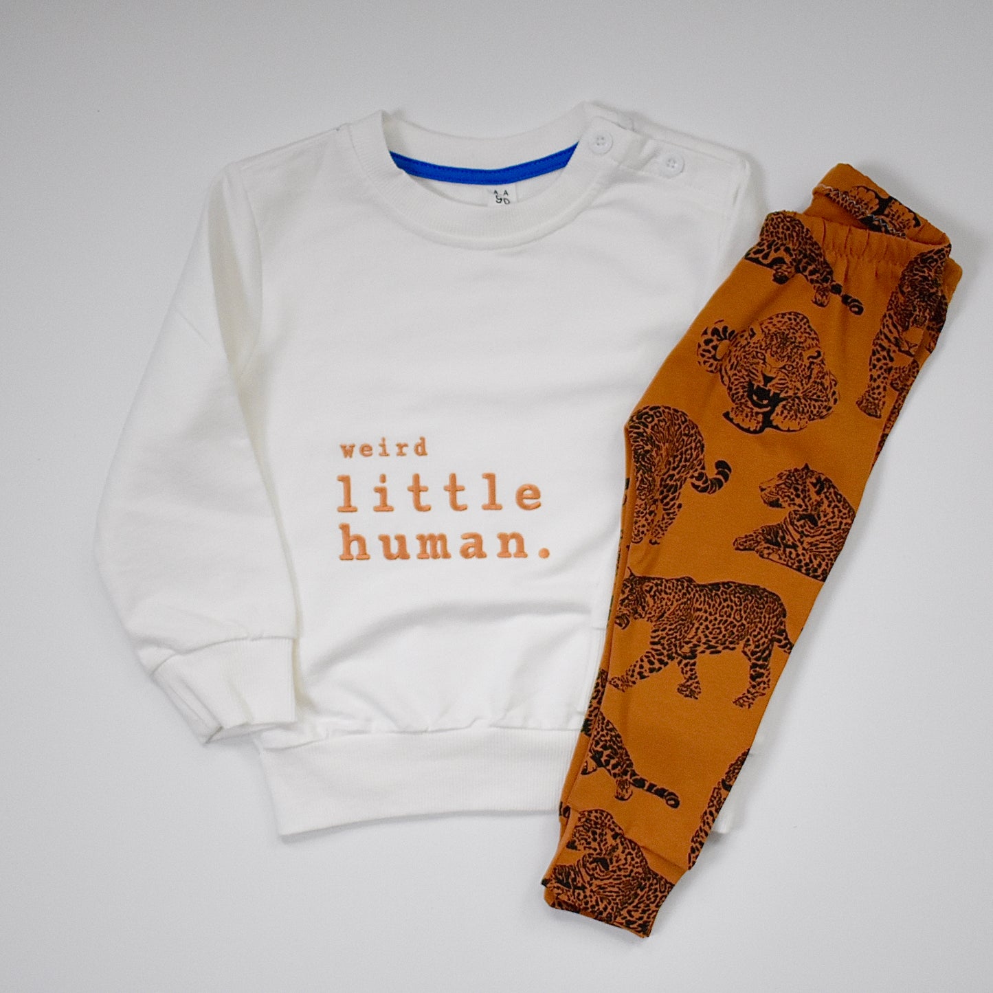 Caramel Leopards Child and Baby Leggings